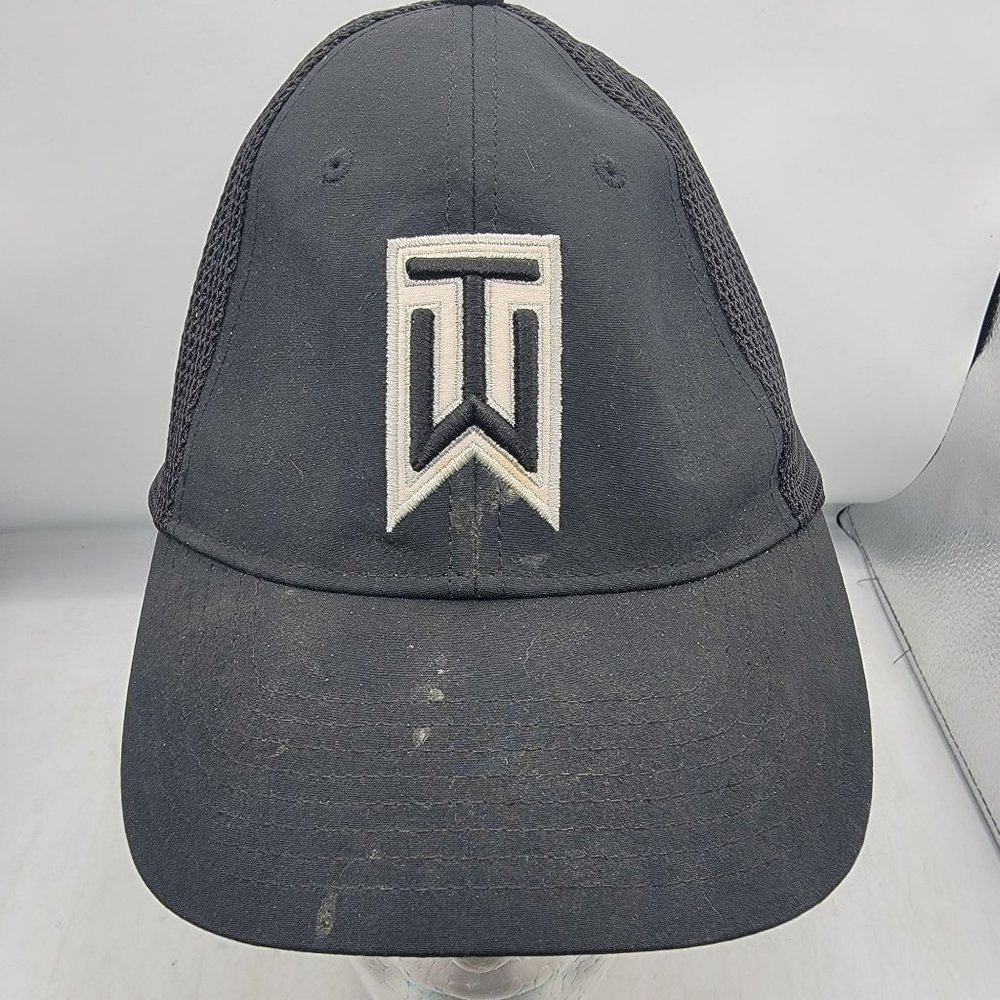 Nike Golf Tiger Woods Adults Trucker Hat Black Breathable Adjustable Casual